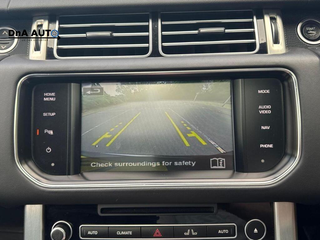 Land Rover Range Rover 3.0 TD V6 Vogue SUV 5dr Diesel Auto 4WD Euro 5 (s/s) (258 ps)