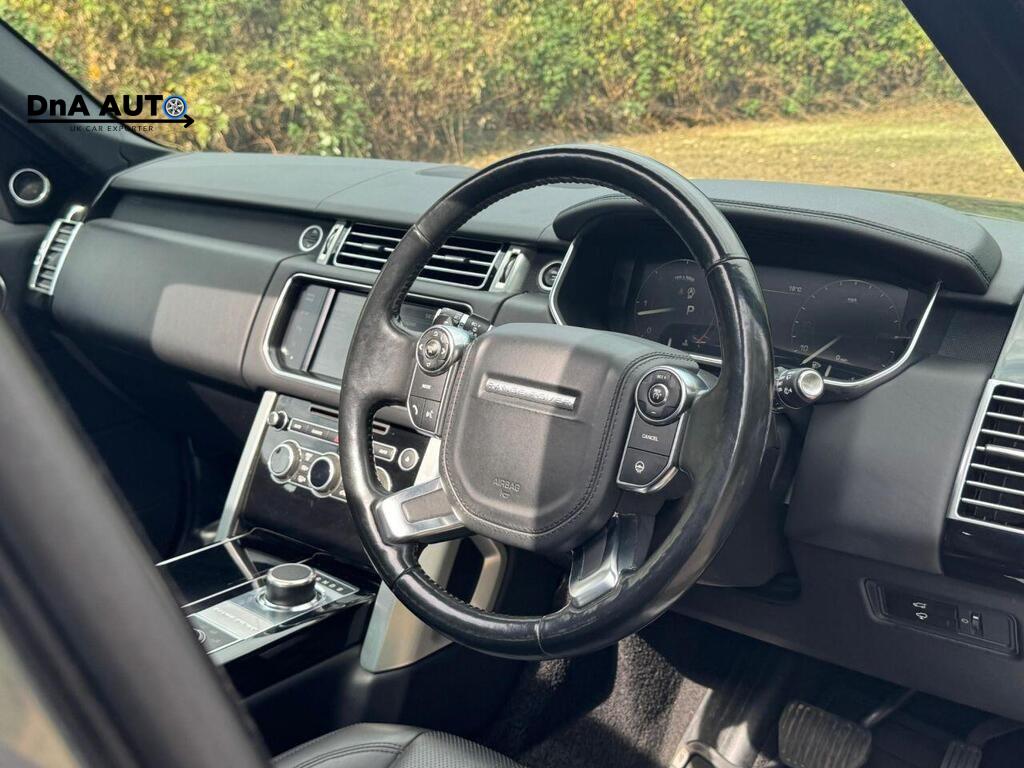 Land Rover Range Rover 3.0 TD V6 Vogue SUV 5dr Diesel Auto 4WD Euro 5 (s/s) (258 ps)