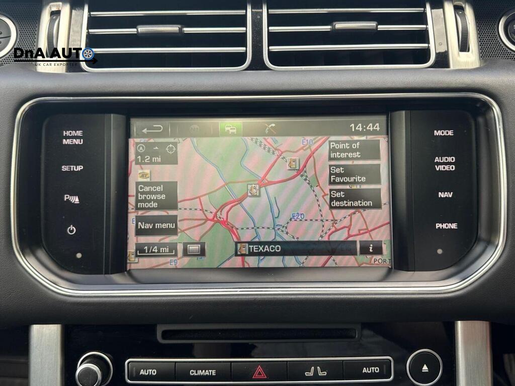 Land Rover Range Rover 3.0 TD V6 Vogue SUV 5dr Diesel Auto 4WD Euro 5 (s/s) (258 ps)