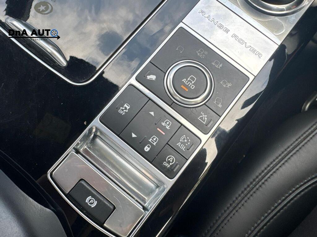 Land Rover Range Rover 3.0 TD V6 Vogue SUV 5dr Diesel Auto 4WD Euro 5 (s/s) (258 ps)