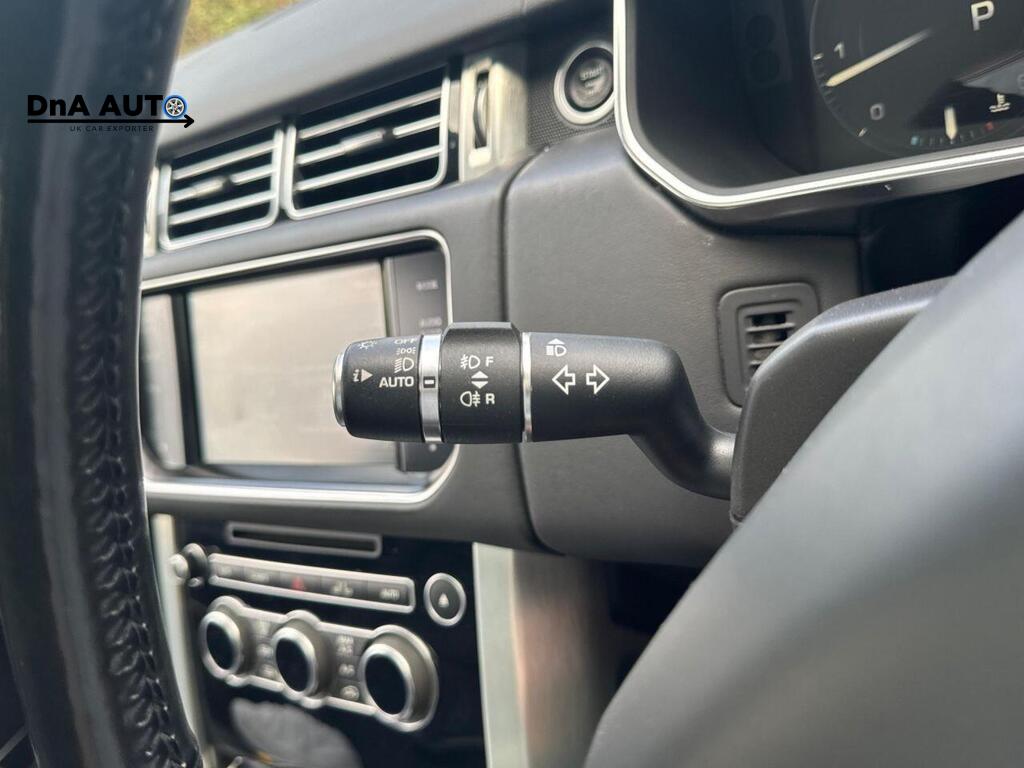 Land Rover Range Rover 3.0 TD V6 Vogue SUV 5dr Diesel Auto 4WD Euro 5 (s/s) (258 ps)