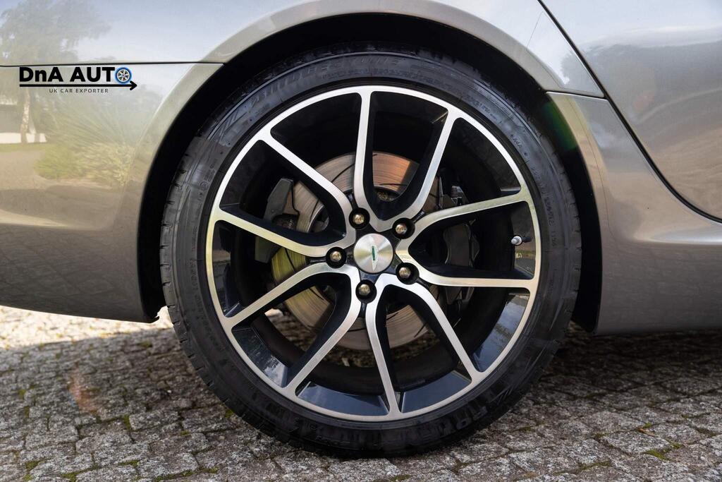 Aston Martin Rapide S 6.0 V12 S Saloon 4dr Petrol T-TronIII Euro 6 (552 ps)