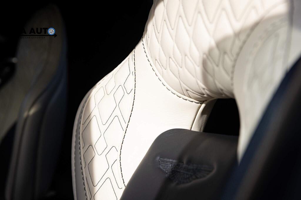 Aston Martin Rapide S 6.0 V12 S Saloon 4dr Petrol T-TronIII Euro 6 (552 ps)