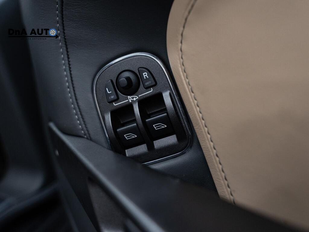 Aston Martin Vantage 4.7 V8 Coupe 2dr Petrol Sportshift II Euro 6 (420 bhp)