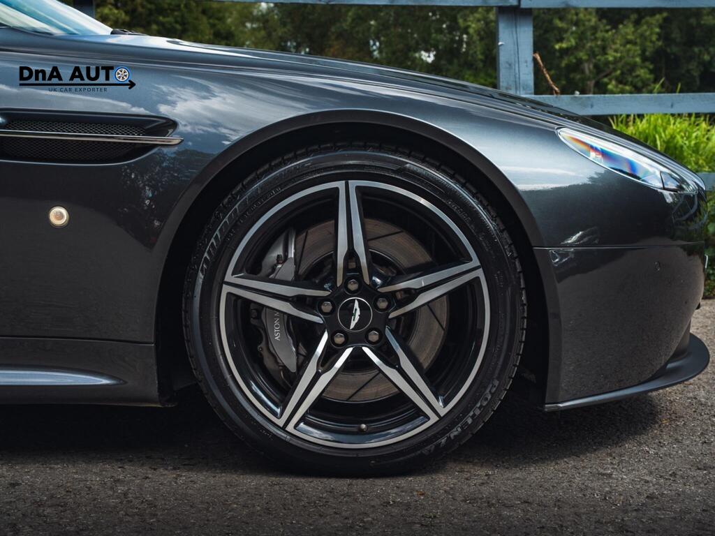 Aston Martin Vantage 4.7 V8 Coupe 2dr Petrol Sportshift II Euro 6 (420 bhp)