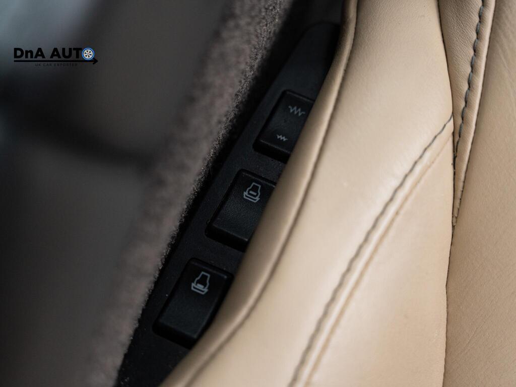 Aston Martin Vantage 4.7 V8 Coupe 2dr Petrol Sportshift II Euro 6 (420 bhp)