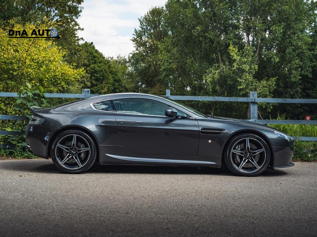 Aston Martin Vantage 4.7 V8 Coupe 2dr Petrol Sportshift II Euro 6 (420 bhp)