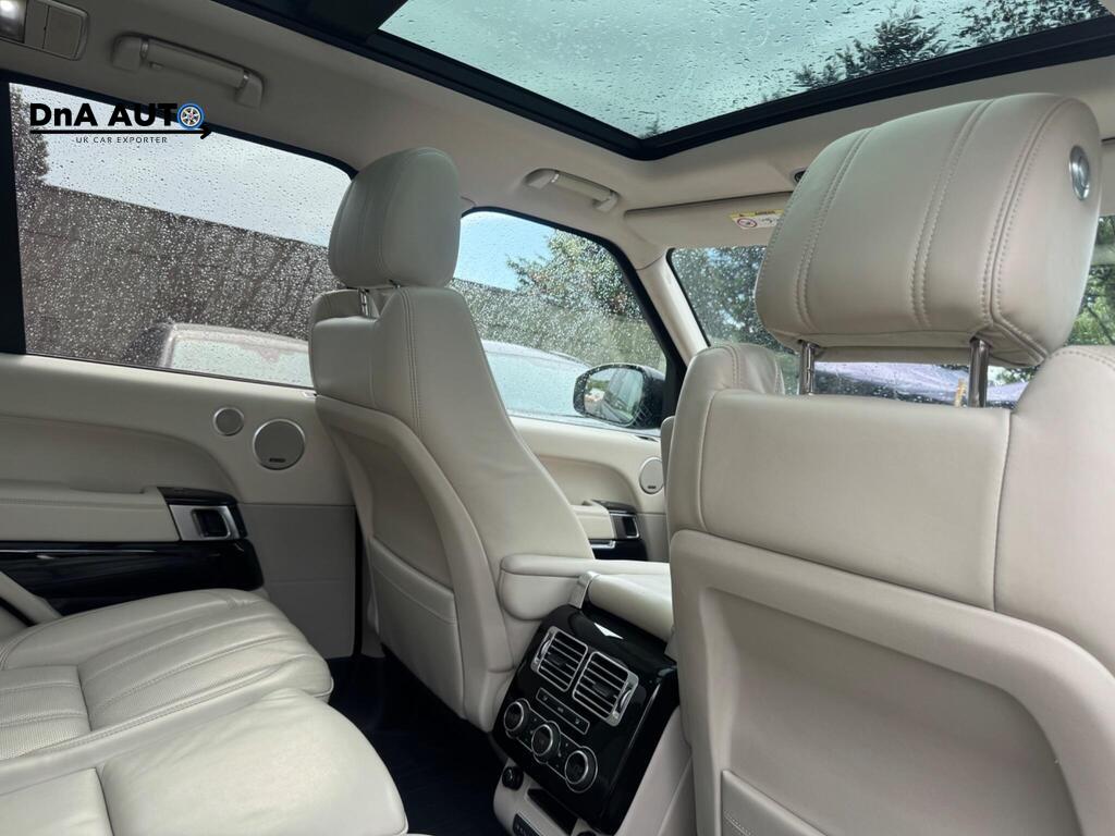 Land Rover Range Rover 3.0 TD V6 Vogue SUV 5dr Diesel Auto 4WD Euro 5 (s/s) (258 ps)