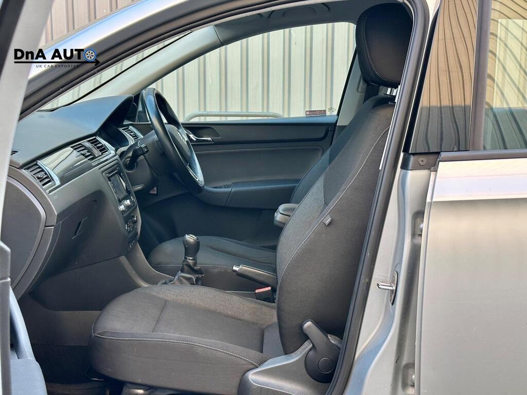Skoda Rapid Spaceback 1.2 TSI SE Tech Hatchback 5dr Petrol Manual Euro 5 (105 ps)