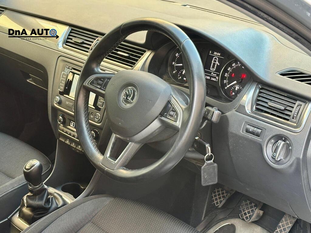 Skoda Rapid Spaceback 1.2 TSI SE Tech Hatchback 5dr Petrol Manual Euro 5 (105 ps)