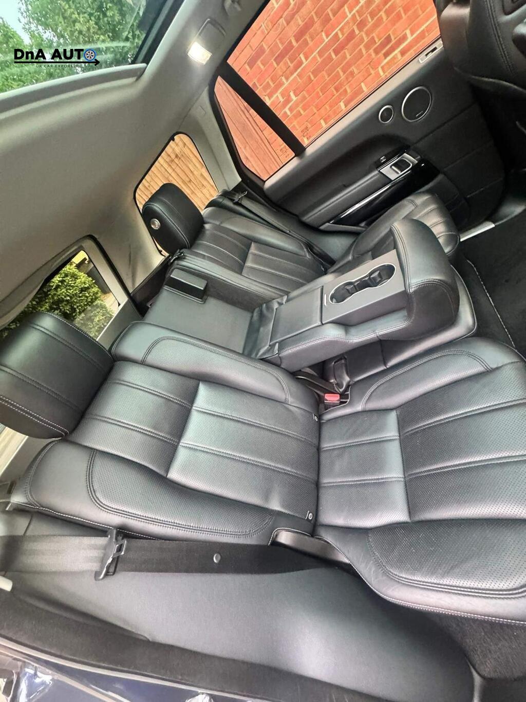 Land Rover Range Rover 3.0 TD V6 Vogue SE SUV 5dr Diesel Auto 4WD Euro 6 (s/s) (258 ps)