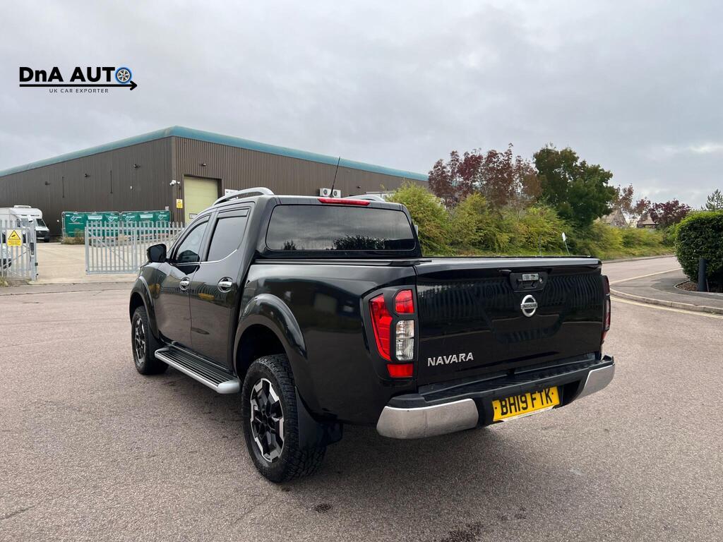 Nissan Navara 2.3 dCi Tekna Pickup Double Cab 4dr Diesel Auto 4WD Euro 6 (190 ps)
