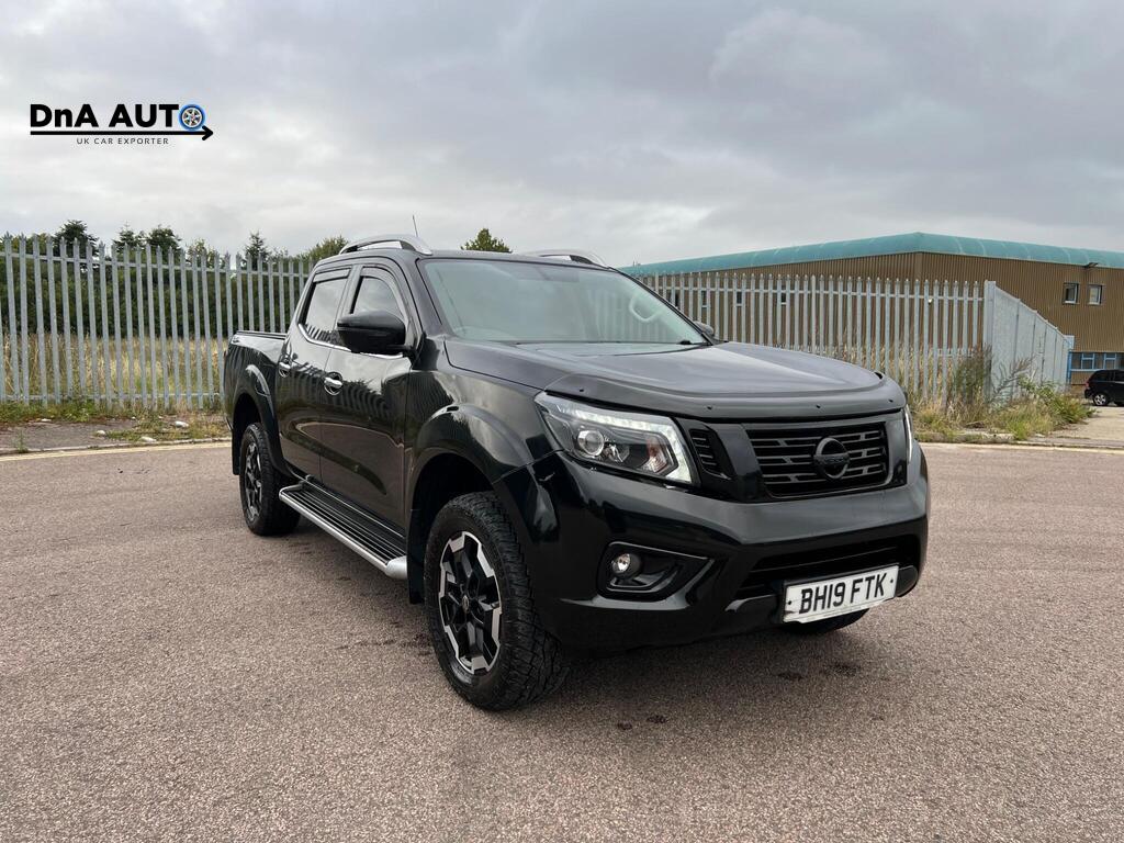 Nissan Navara 2.3 dCi Tekna Pickup Double Cab 4dr Diesel Auto 4WD Euro 6 (190 ps)
