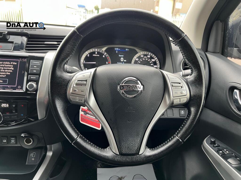 Nissan Navara 2.3 dCi Tekna Pickup Double Cab 4dr Diesel Auto 4WD Euro 6 (190 ps)