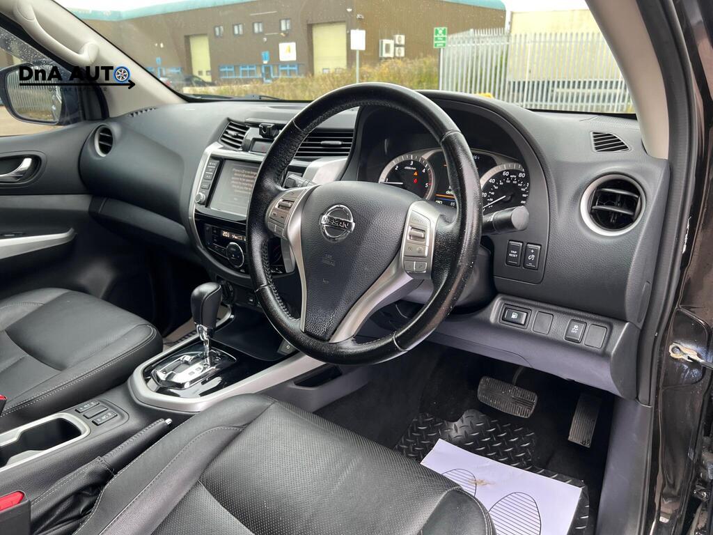 Nissan Navara 2.3 dCi Tekna Pickup Double Cab 4dr Diesel Auto 4WD Euro 6 (190 ps)