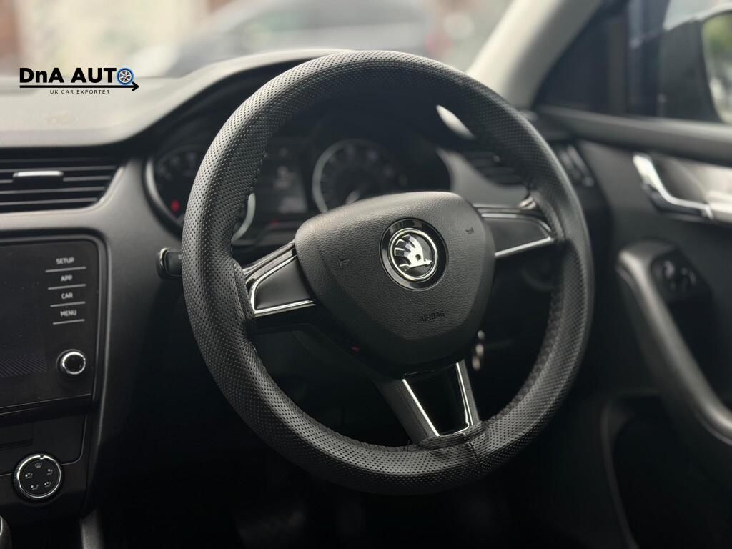 Skoda Octavia 1.6 TDI S Hatchback 5dr Diesel DSG Euro 6 (s/s) (115 ps)