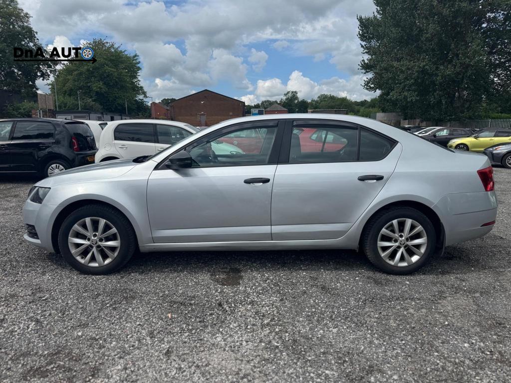 Skoda Octavia 1.6 TDI S Hatchback 5dr Diesel DSG Euro 6 (s/s) (115 ps)