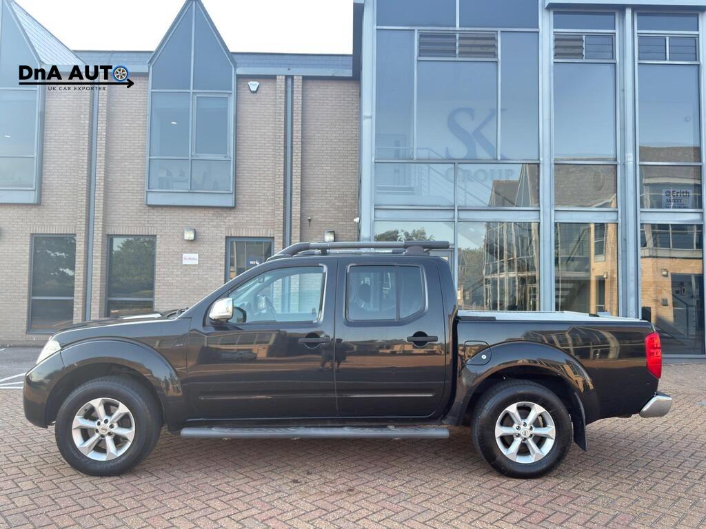 Nissan Navara 2.5 dCi Tekna Pickup Double Cab 4dr Diesel Manual 4WD Euro 5 (190 ps)