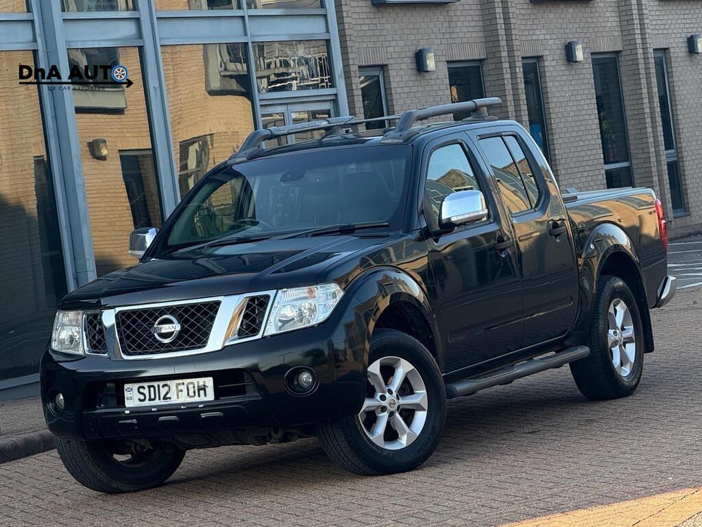 Nissan Navara 2.5 dCi Tekna Pickup Double Cab 4dr Diesel Manual 4WD Euro 5 (190 ps)