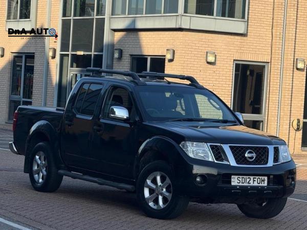 Nissan Navara 2.5 dCi Tekna Pickup Double Cab 4dr Diesel Manual 4WD Euro 5 (190 ps)
