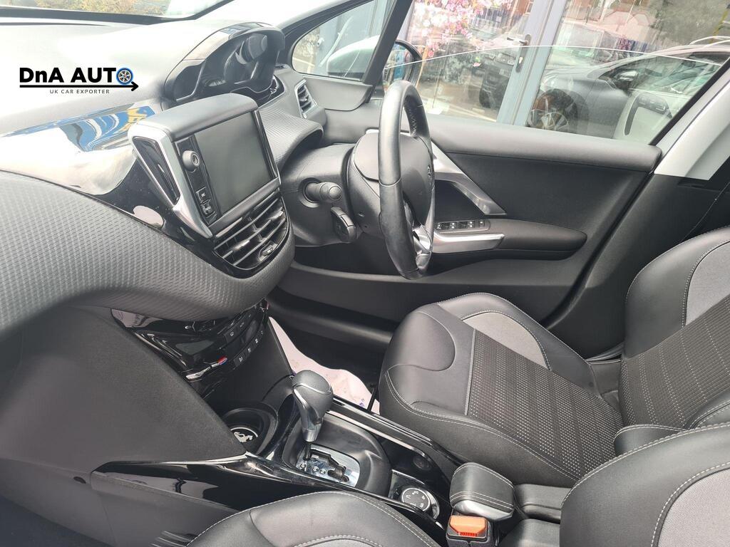 Peugeot 2008 1.2 PureTech Allure Premium SUV 5dr Petrol EAT Euro 6 (s/s) (110 ps)