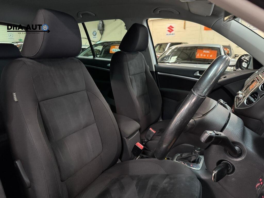 Volkswagen Tiguan 2.0 TDI BlueMotion Tech Match SUV 5dr Diesel DSG 4WD Euro 5 (s/s) (140 ps)