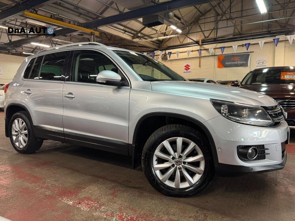 Volkswagen Tiguan 2.0 TDI BlueMotion Tech Match SUV 5dr Diesel DSG 4WD Euro 5 (s/s) (140 ps)