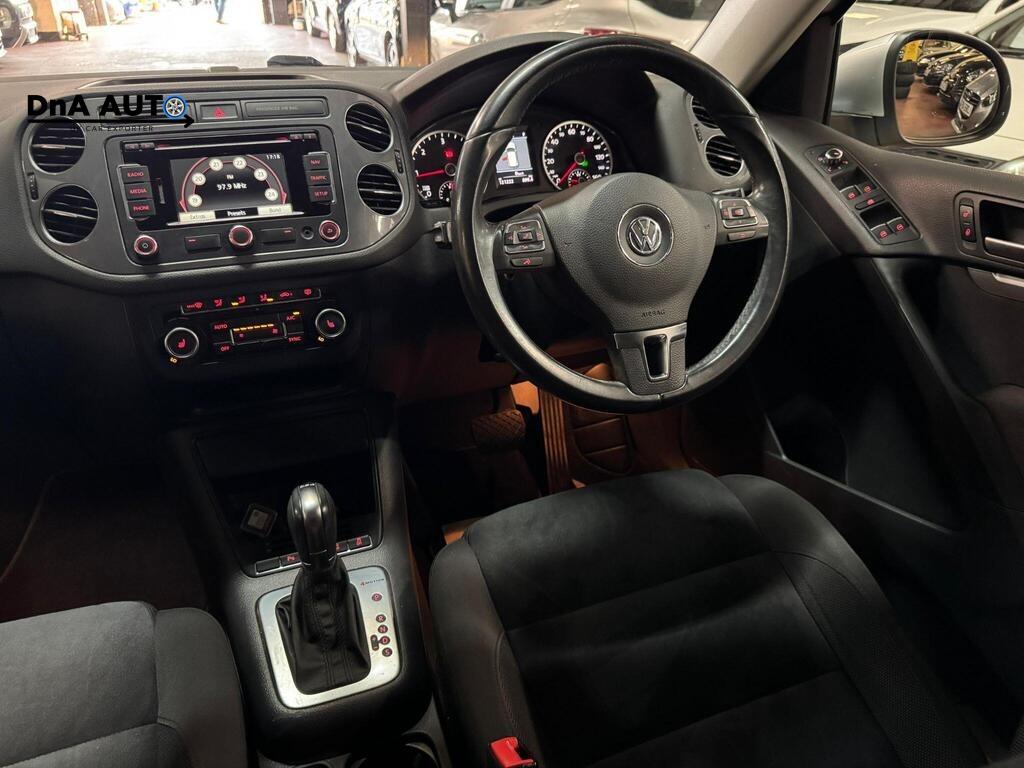 Volkswagen Tiguan 2.0 TDI BlueMotion Tech Match SUV 5dr Diesel DSG 4WD Euro 5 (s/s) (140 ps)