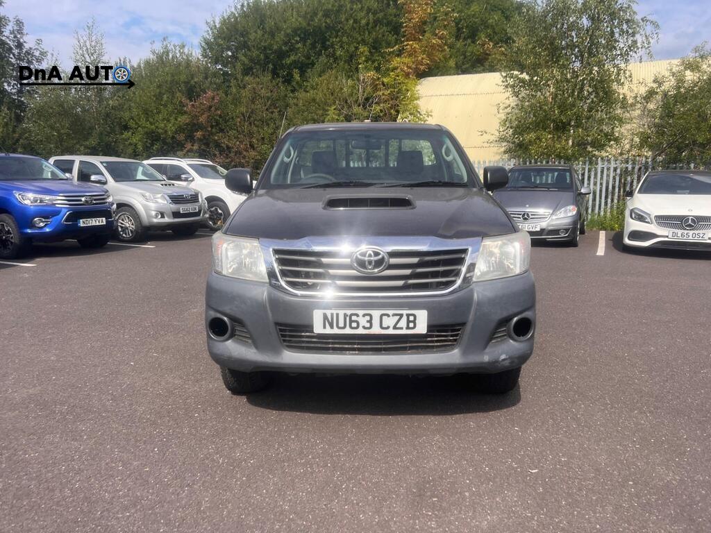 Toyota Hilux 2.5 D-4D HL2 Pickup 2dr Diesel Manual 4WD Euro 5 (144 ps)