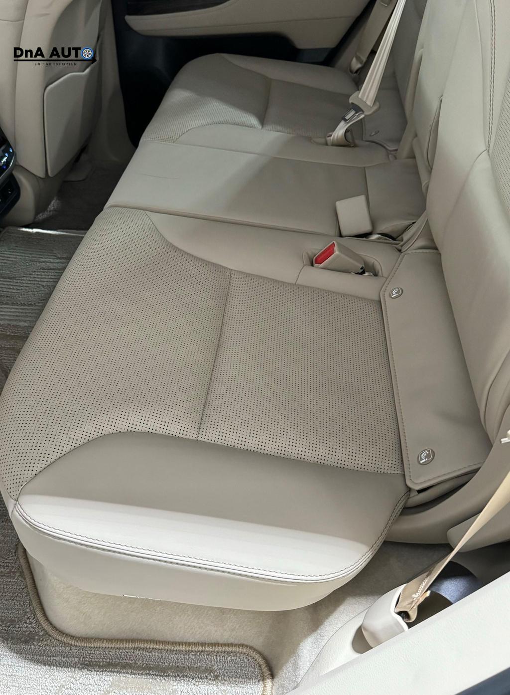 Toyota Land Cruiser SUV (2017 - 2024)