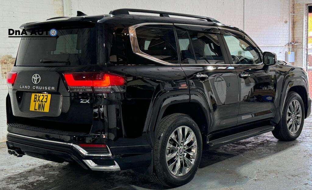 Toyota Land Cruiser SUV (2017 - 2024)