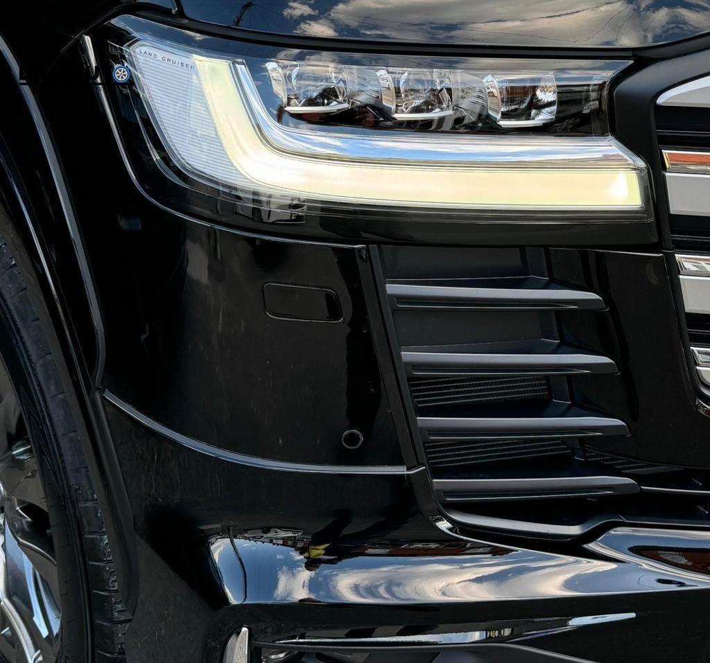 Toyota Land Cruiser SUV (2017 - 2024)