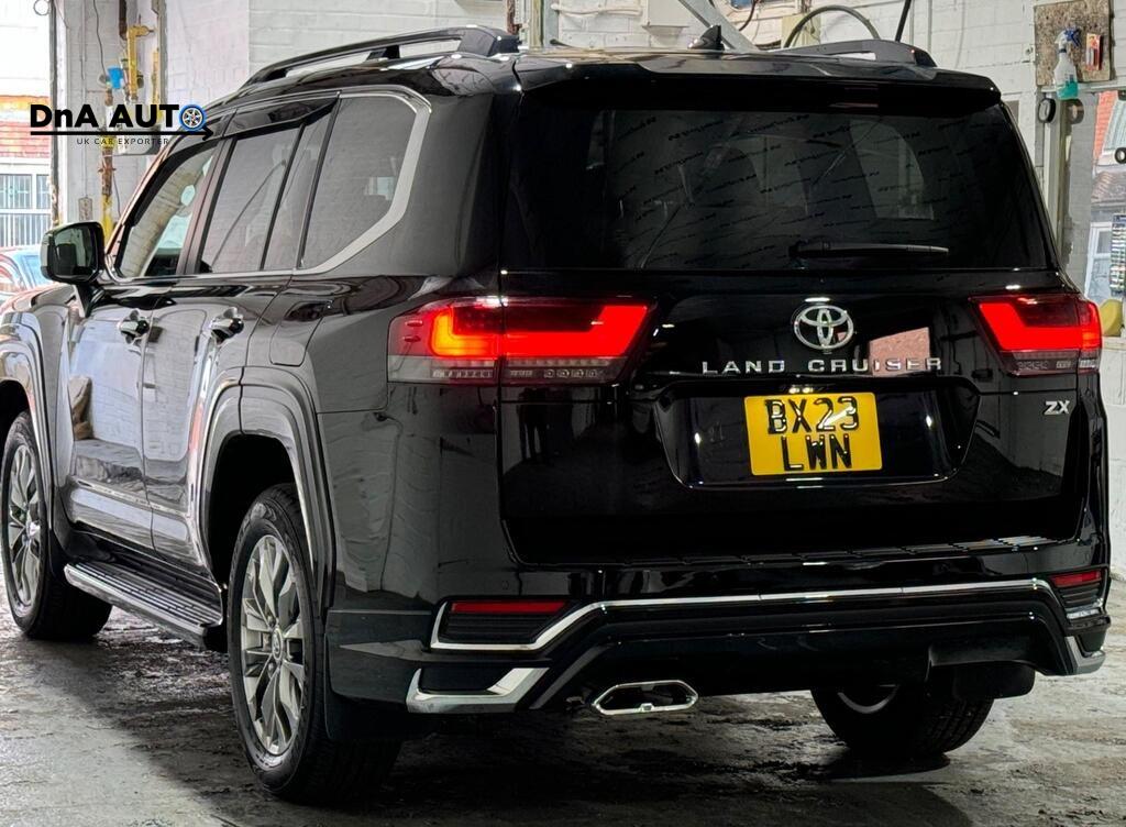 Toyota Land Cruiser SUV (2017 - 2024)