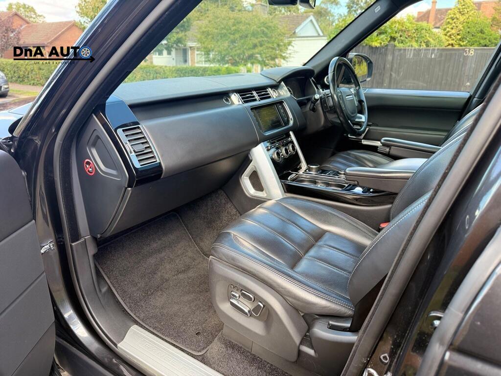 Land Rover Range Rover 3.0 TD V6 Vogue SE SUV 5dr Diesel Auto 4WD Euro 5 (s/s) (258 ps)