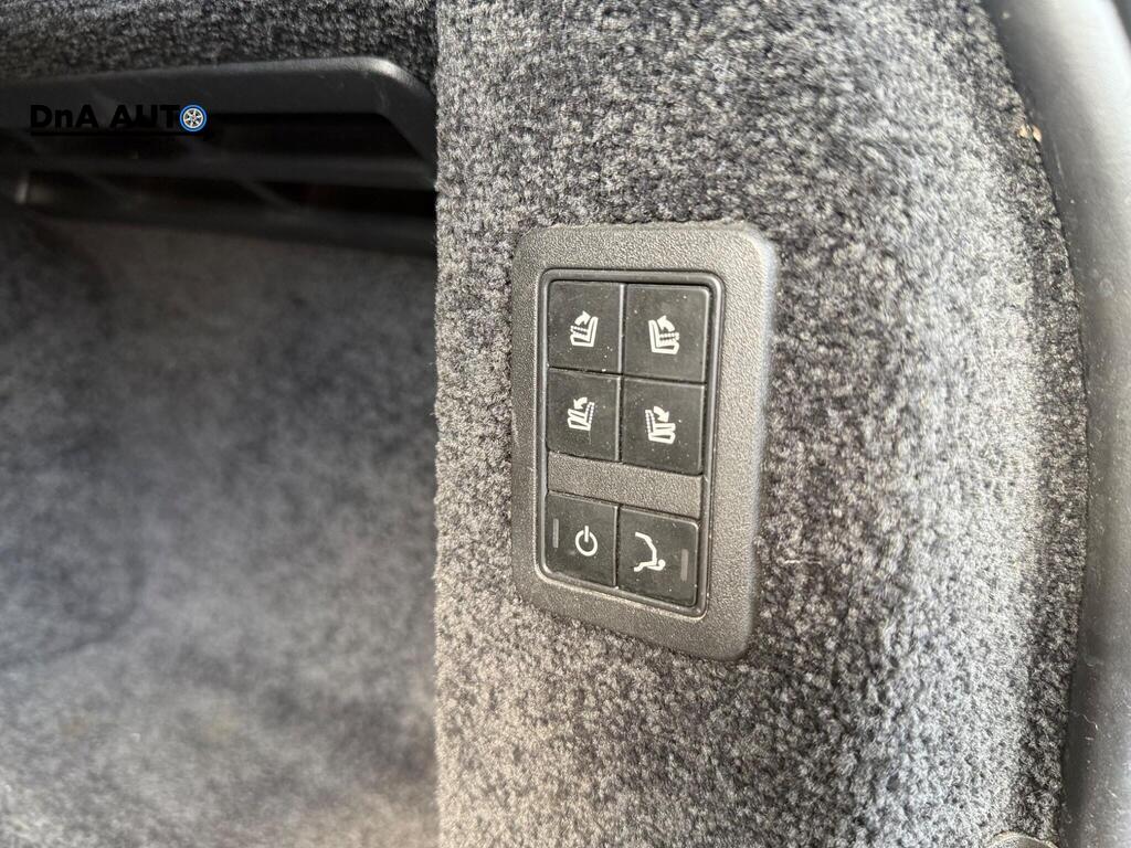 Land Rover Range Rover 3.0 TD V6 Vogue SE SUV 5dr Diesel Auto 4WD Euro 5 (s/s) (258 ps)