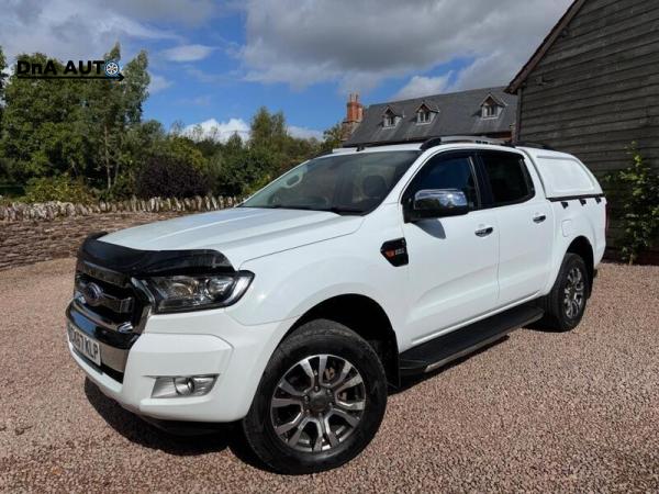 Ford Ranger 2.2 TDCi XLT Super Pickup Extended Cab 4dr Diesel Manual 4WD Euro 5 (150 ps)