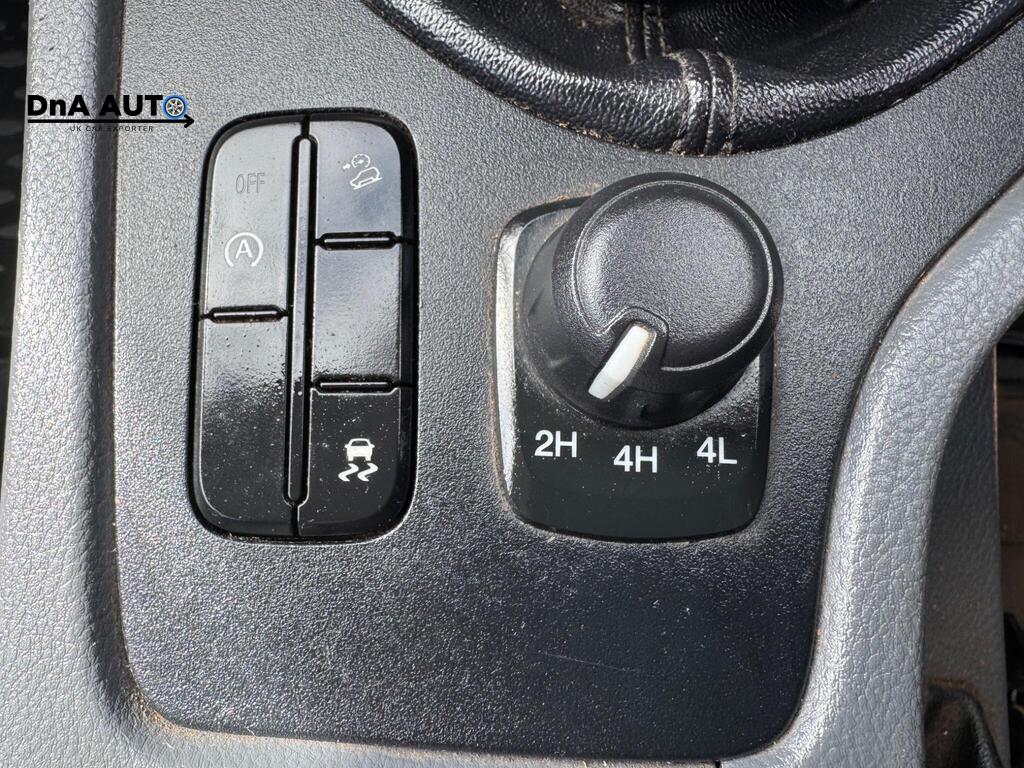 Ford Ranger 2.2 TDCi XLT Super Pickup Extended Cab 4dr Diesel Manual 4WD Euro 5 (150 ps)