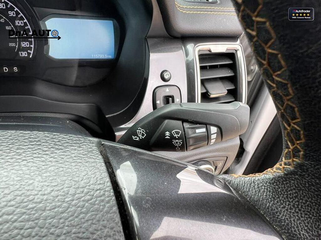 Ford Ranger 2.0 EcoBlue Wildtrak Pickup Double Cab 4dr Diesel Auto 4WD Euro 6 (s/s) (213 ps)
