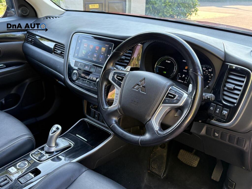 Mitsubishi Outlander 2.0h 12kWh Juro SUV 5dr Petrol Plug-in Hybrid CVT 4WD Euro 6 (s/s) (200 ps)