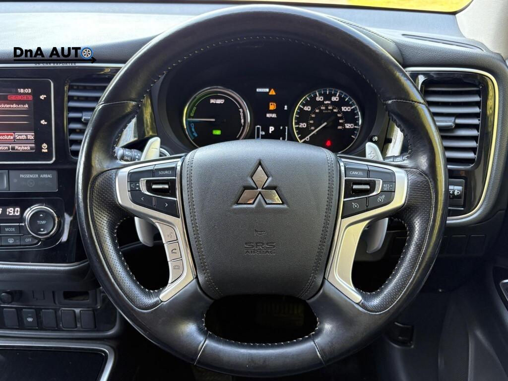 Mitsubishi Outlander 2.0h 12kWh Juro SUV 5dr Petrol Plug-in Hybrid CVT 4WD Euro 6 (s/s) (200 ps)