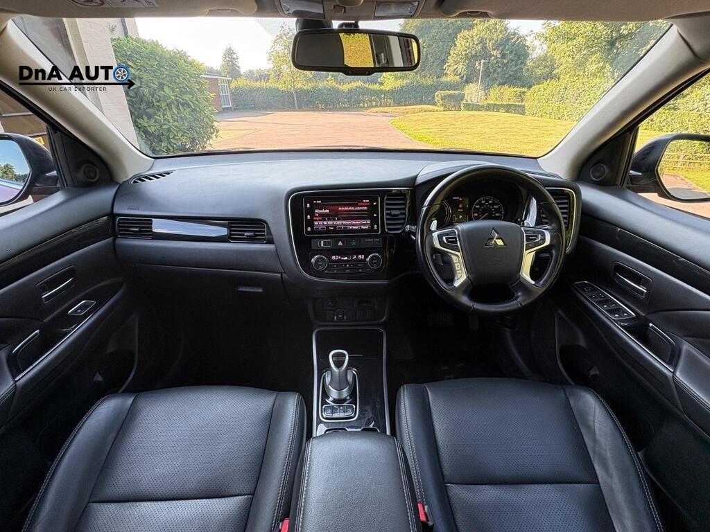 Mitsubishi Outlander 2.0h 12kWh Juro SUV 5dr Petrol Plug-in Hybrid CVT 4WD Euro 6 (s/s) (200 ps)