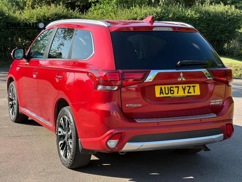 Mitsubishi Outlander 2.0h 12kWh Juro SUV 5dr Petrol Plug-in Hybrid CVT 4WD Euro 6 (s/s) (200 ps)