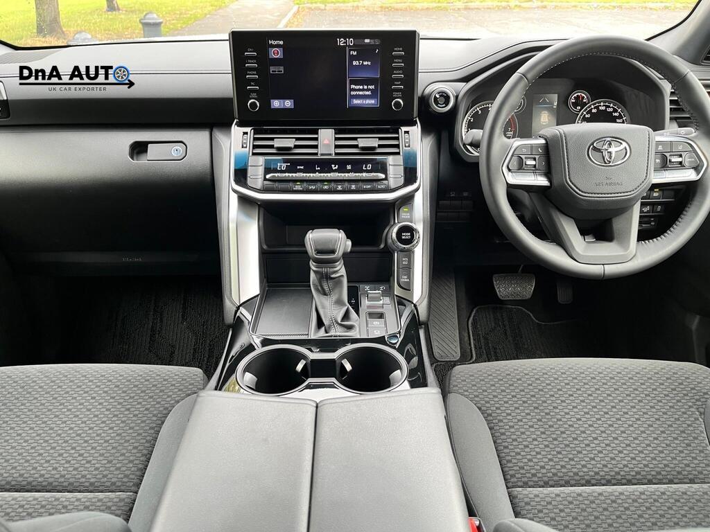 Toyota Land Cruiser 2.5 II SUV (2024 - )