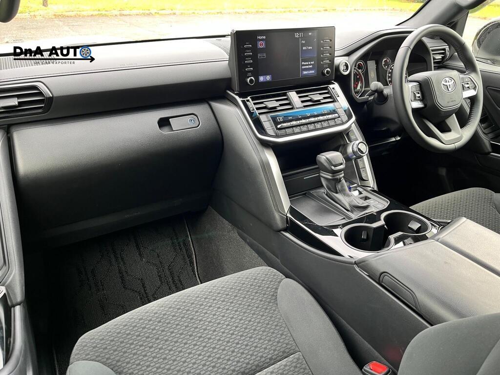 Toyota Land Cruiser 2.5 II SUV (2024 - )