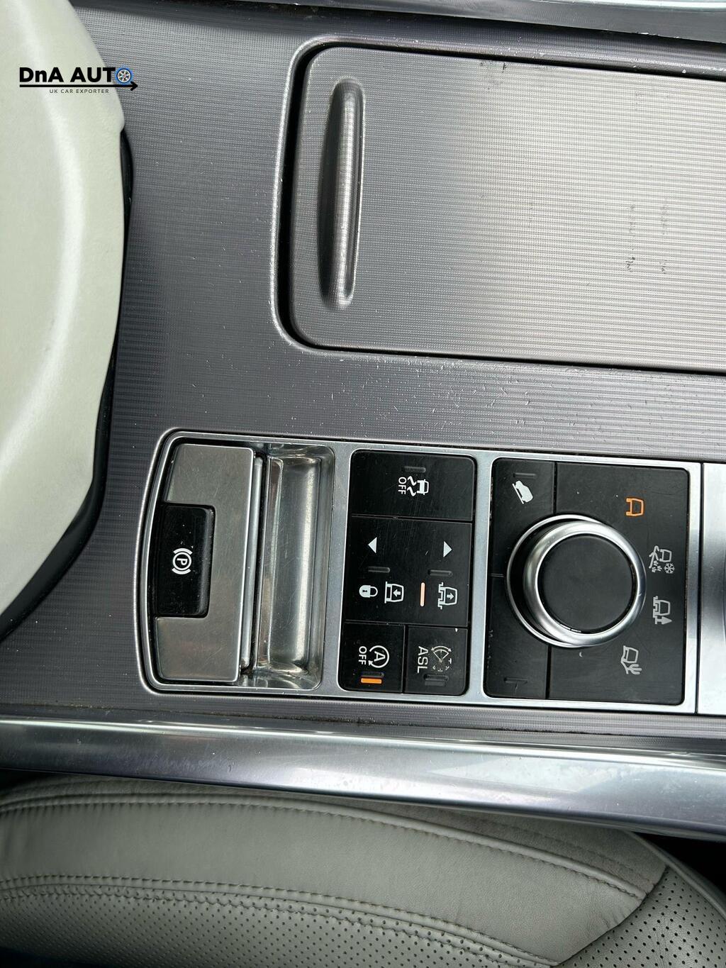 Land Rover Range Rover Sport 3.0 SD V6 HSE SUV 5dr Diesel Auto 4WD Euro 5 (s/s) (306 ps)
