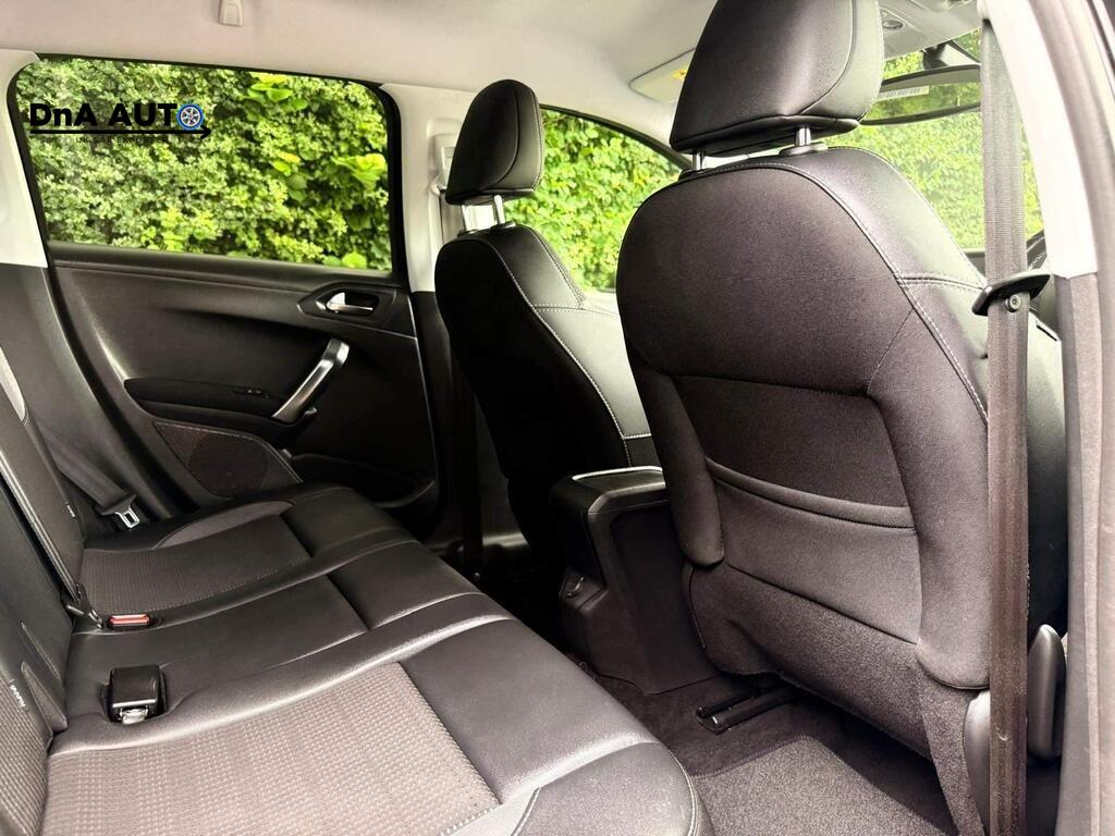 Peugeot 2008 1.2 PureTech Allure SUV 5dr Petrol Manual Euro 6 (s/s) (82 ps)