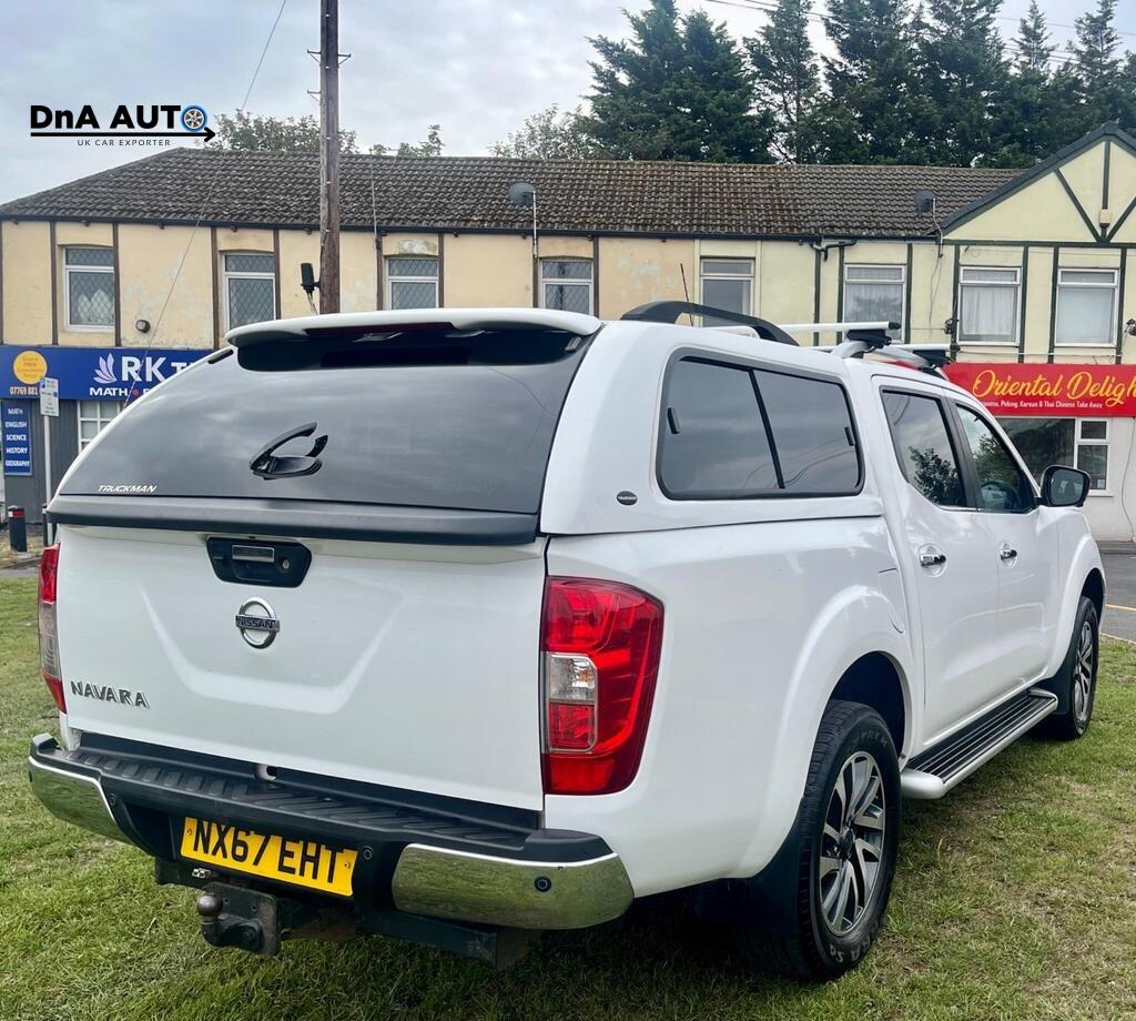 Nissan Navara 2.3 dCi Tekna Pickup Double Cab 4dr Diesel Auto 4WD Euro 6 (190 ps)