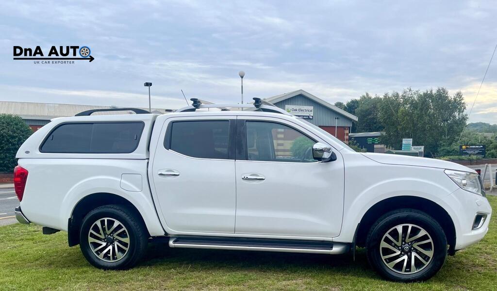 Nissan Navara 2.3 dCi Tekna Pickup Double Cab 4dr Diesel Auto 4WD Euro 6 (190 ps)