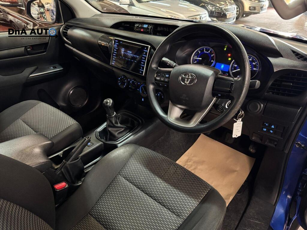 Toyota Hilux 2.4 D-4D Active Pickup Extended Cab 4dr Diesel Manual 4WD Euro 6 (3.5t) (150 ps)