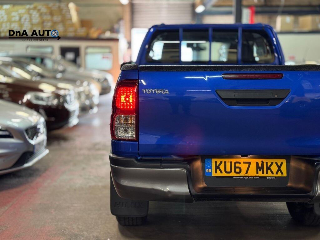 Toyota Hilux 2.4 D-4D Active Pickup Extended Cab 4dr Diesel Manual 4WD Euro 6 (3.5t) (150 ps)
